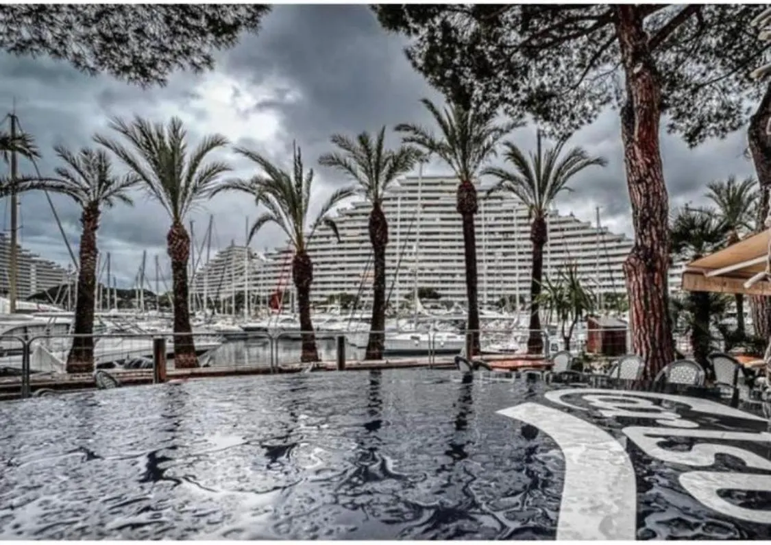 Studio A 2 Pas De La Plage Villeneuve-Loubet Appartement